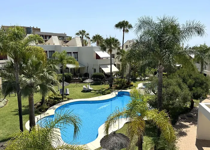 Villa Serena Marbella - Exclusive Retreat With Pool
